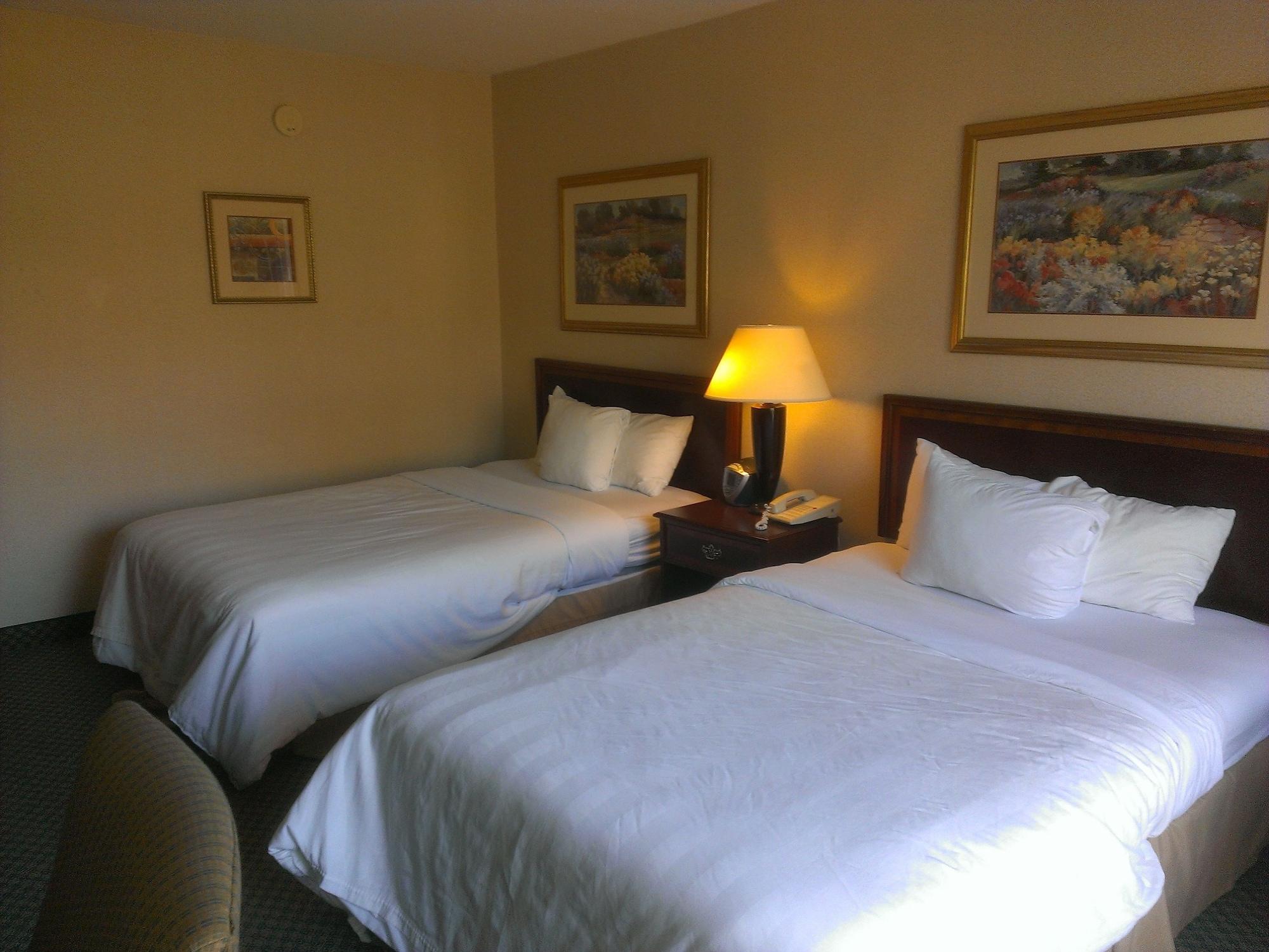 Hotel I-64 Richmond Dumbarton エクステリア 写真