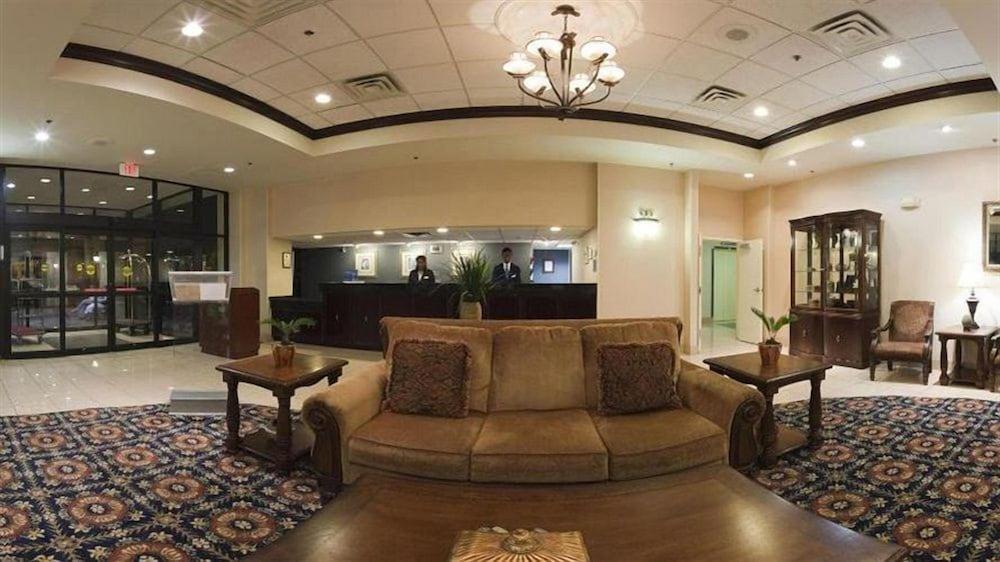 Hotel I-64 Richmond Dumbarton エクステリア 写真
