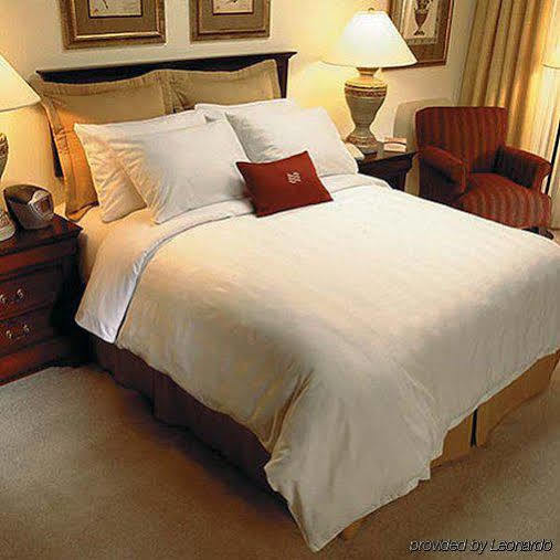 Hotel I-64 Richmond Dumbarton エクステリア 写真