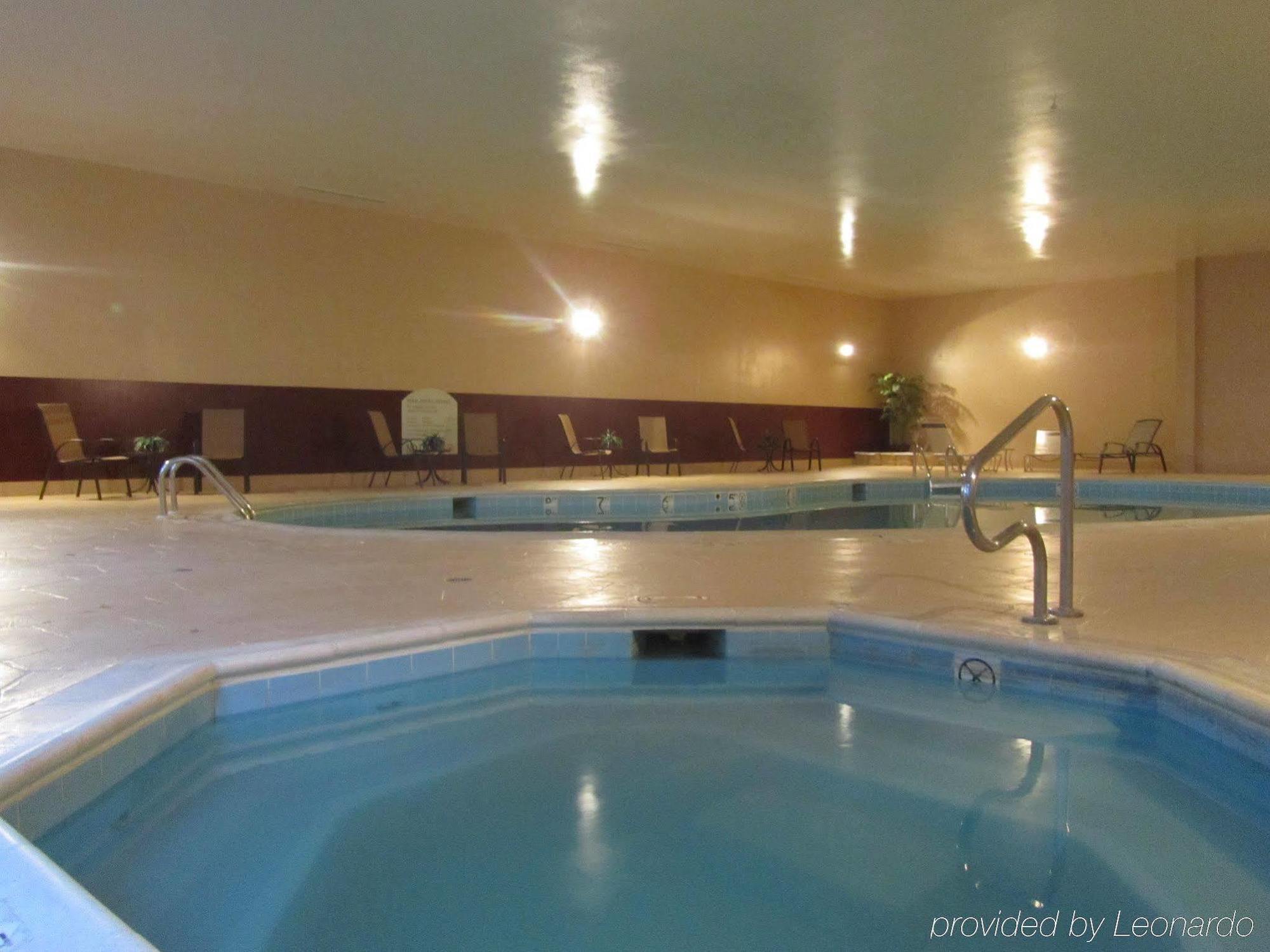 Hotel I-64 Richmond Dumbarton エクステリア 写真