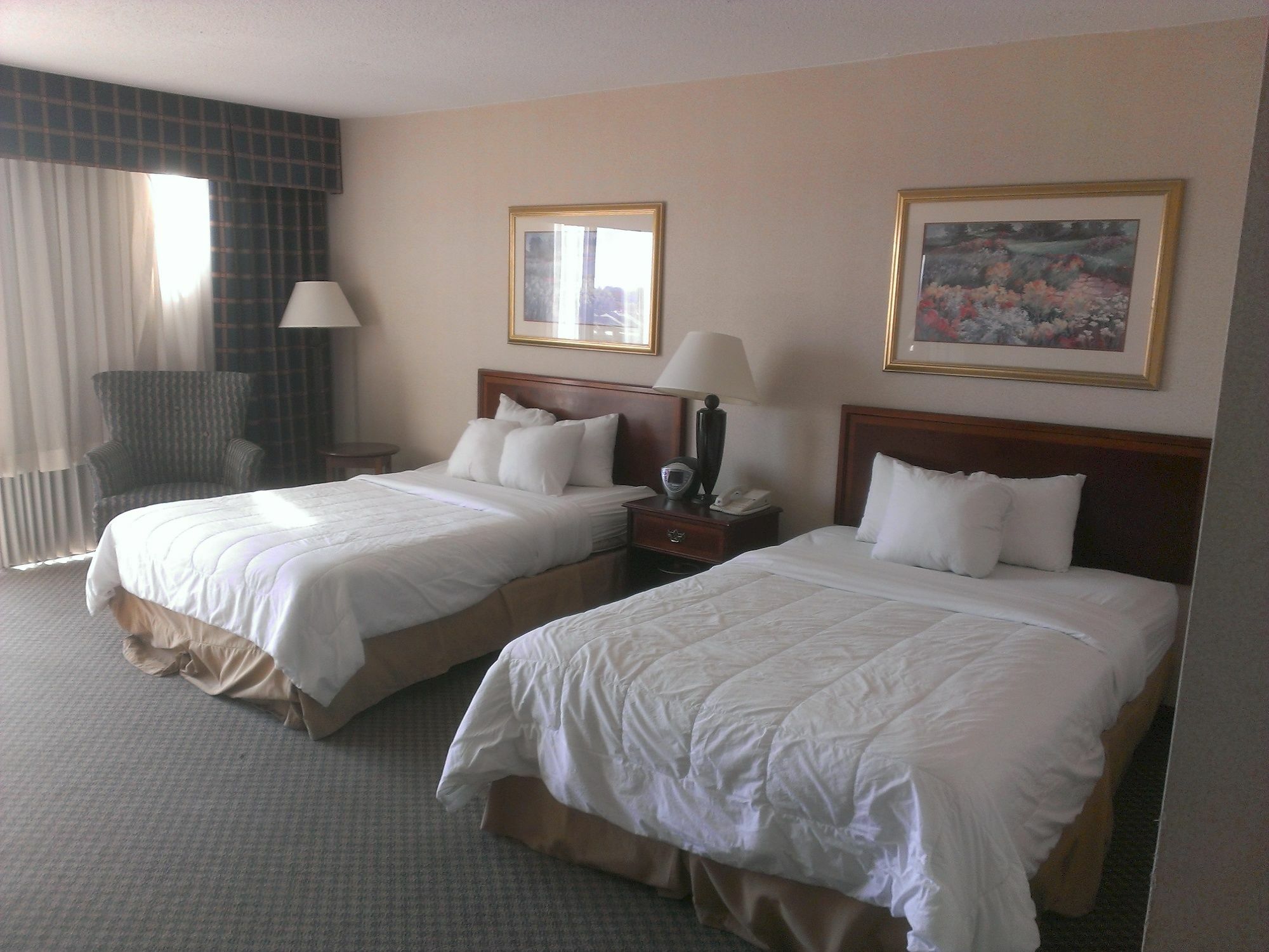 Hotel I-64 Richmond Dumbarton エクステリア 写真